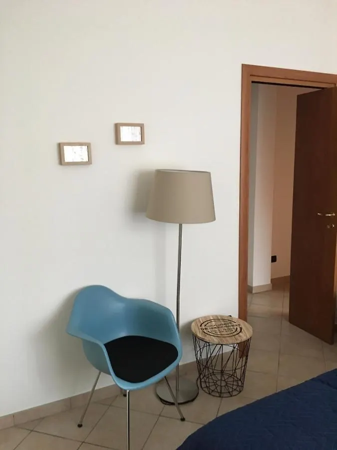 Appartamento Zena Saronno 0*,  Italië